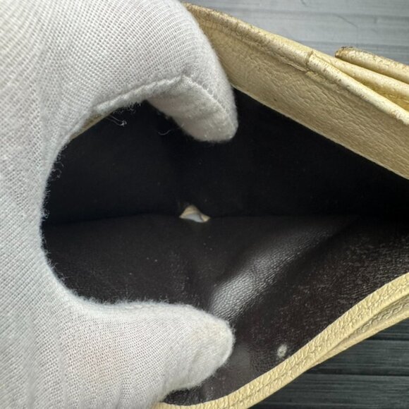 Gucci GG Canvas Tan Bifold + Coin Pouch - Picture 6 of 7